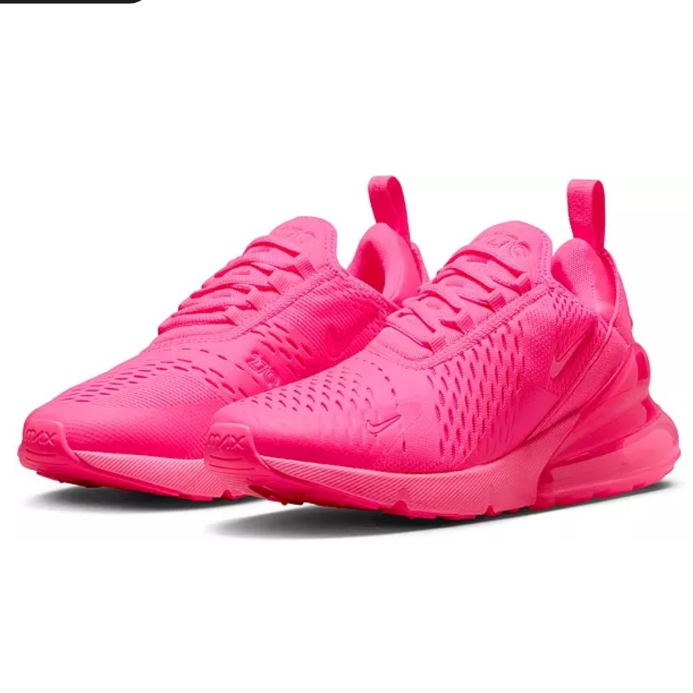 Nike Women's Air Max 270- Like new